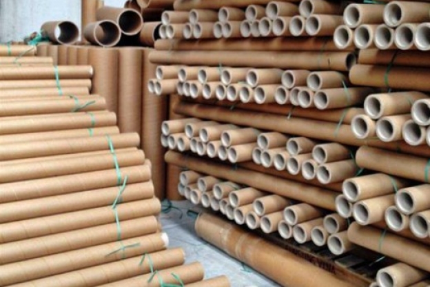 Xu Hướng Thay Thế Lõi Nhựa Bằng Ống Giấy Trong Sản Xuất Công Nghiệp